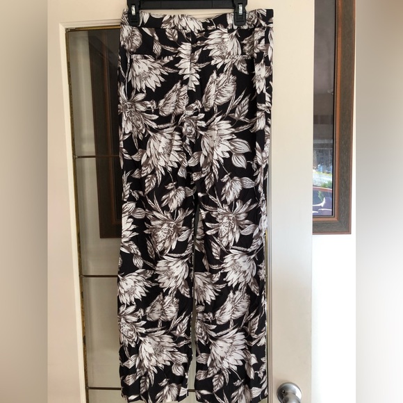 Banana Republic pants - Picture 2 of 3